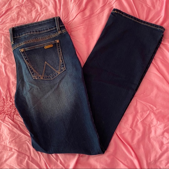 *Brand New Never Worn* Wrangler Bootcut Jeans - Picture 2 of 6